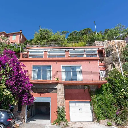 Villa Breathtaking Luxurious With Sea-view In Sur Théoule-sur-Mer